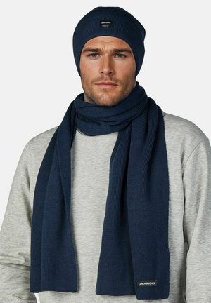 CBOCHUM SET - Sjaal - navy blazer pack