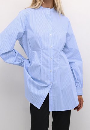 Blus - blue