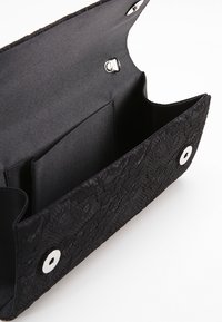 Dorothy Perkins Kuvertväska - black