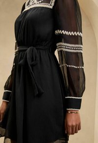 Lipsy REGULAR FIT  - Dienas kleita - black