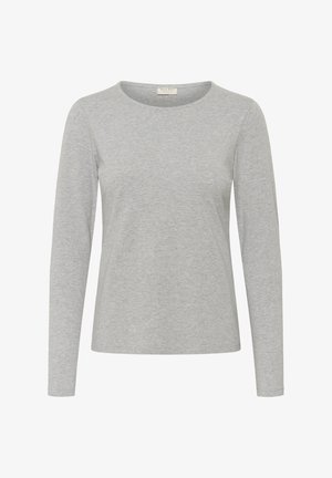 T-shirt gris à manches longues en tissu doux et léger. Doté d'un col rond et d'une coupe décontractée, sans motifs ni accents visibles.
