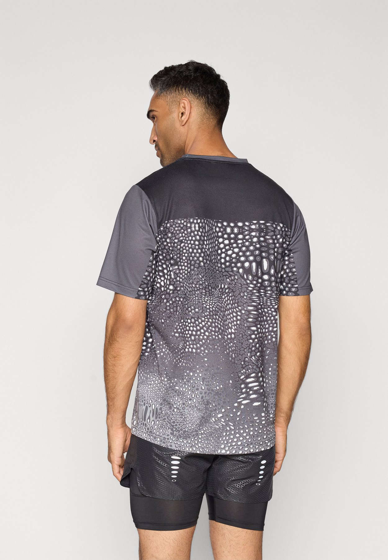MAVEN COAST REGULAR FIT