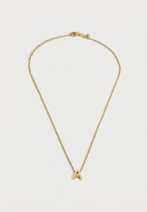 Delicate gouden ketting met een enkele hanger in de vorm van een hoofdletter "A" en een kleine sluiting.