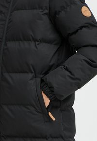 North Bend NBELLA W W-PRO 3.000 MIT WASSERDICHTER BESCHICHTUNG - Zimski kaput - black