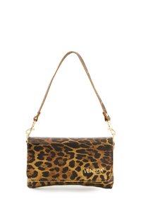 Handtasche mit Leopardenmuster und goldfarbenem Logo "VENEZIA." Hergestellt aus Kunstpelz, verfügt über einen abnehmbaren Tragegurt und goldfarbene Hardware. Rechteckige Form.