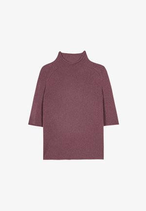 Kurzarmpullover mit Stehkragen in einem gedämpften Maulbeerton, aus strukturiertem Strickstoff mit gerippten Akzenten am Kragen und an den Ärmeln.