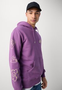 Makia FLY HOODED  - Hoodie - purple
