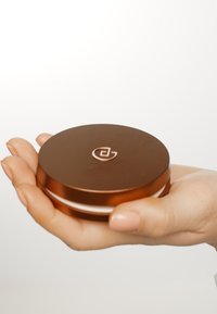 Thumbnail Image 2