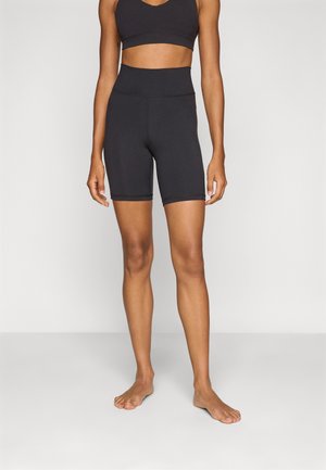 adidas Performance ALL ME ESSENTIALS SHORT LEGGINGS - Leggings - black