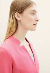TOM TAILOR STRUCTURE - Blazer - carmine pink