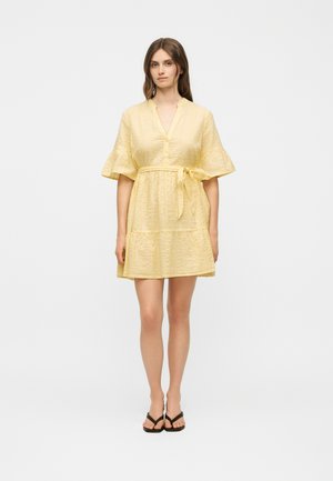 Vero Moda Petite VMELENA SHORT DRESS - Päevakleit - cloud dancer
