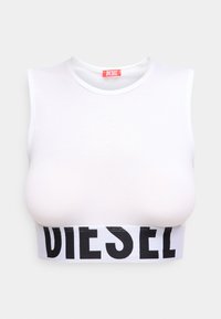 Λευκό αμάνικο crop top με στρογγυλή λαιμόκοψη. Διαθέτει ευρύ μαύρο λογότυπο "DIESEL" στο στρίφωμα. Λείος υφαντός ιστός.