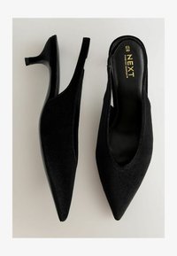 Vybrané, new black velvet