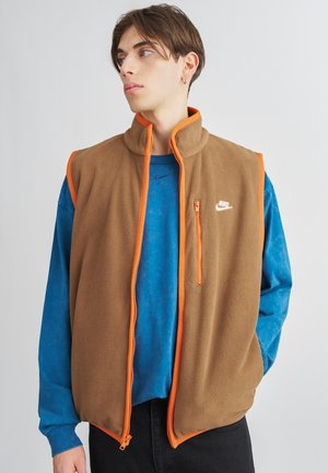 CLUB - Vest - mosswood brown/campfire orange/white