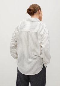 Mango Blusa - white