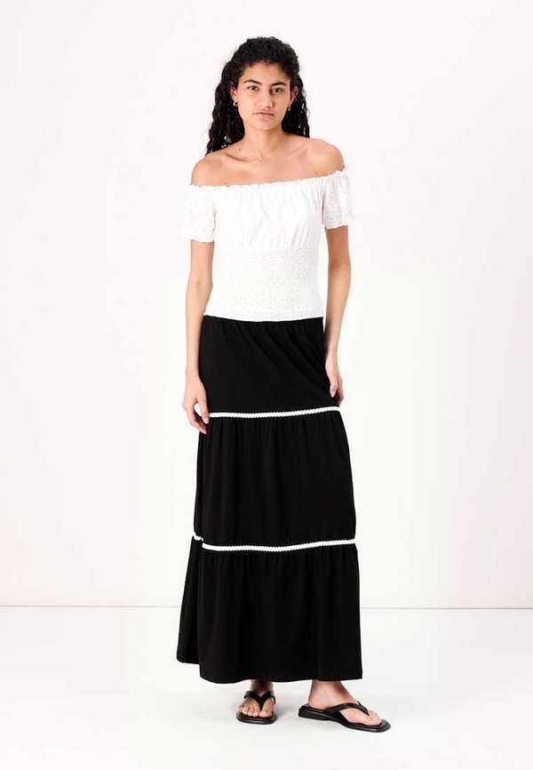 JXROSEY OFF SHOULDER  - Print T-shirt - blanc de blanc4