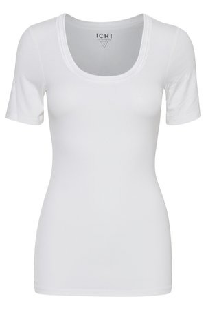 Bela kratka majica s kratkimi rokavi in širokim izrezom, prilegajoča se kroja in gladke teksture. Narejena iz raztegljive tkanine za udobje. Oznaka blagovne znamke je vidna.