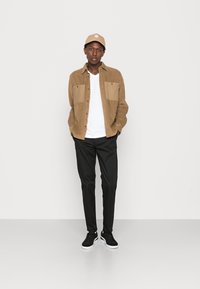 Scotch & Soda ESSENTIALS STUART  - Chino - black