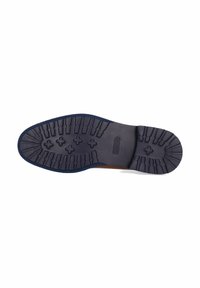 Suela de zapato de cuero marrón con una suela de goma texturizada en color marino que presenta profundos surcos y un logo central. Diseño robusto para tracción.