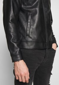 Redefined Rebel Veste en similicuir - mottled anthracite