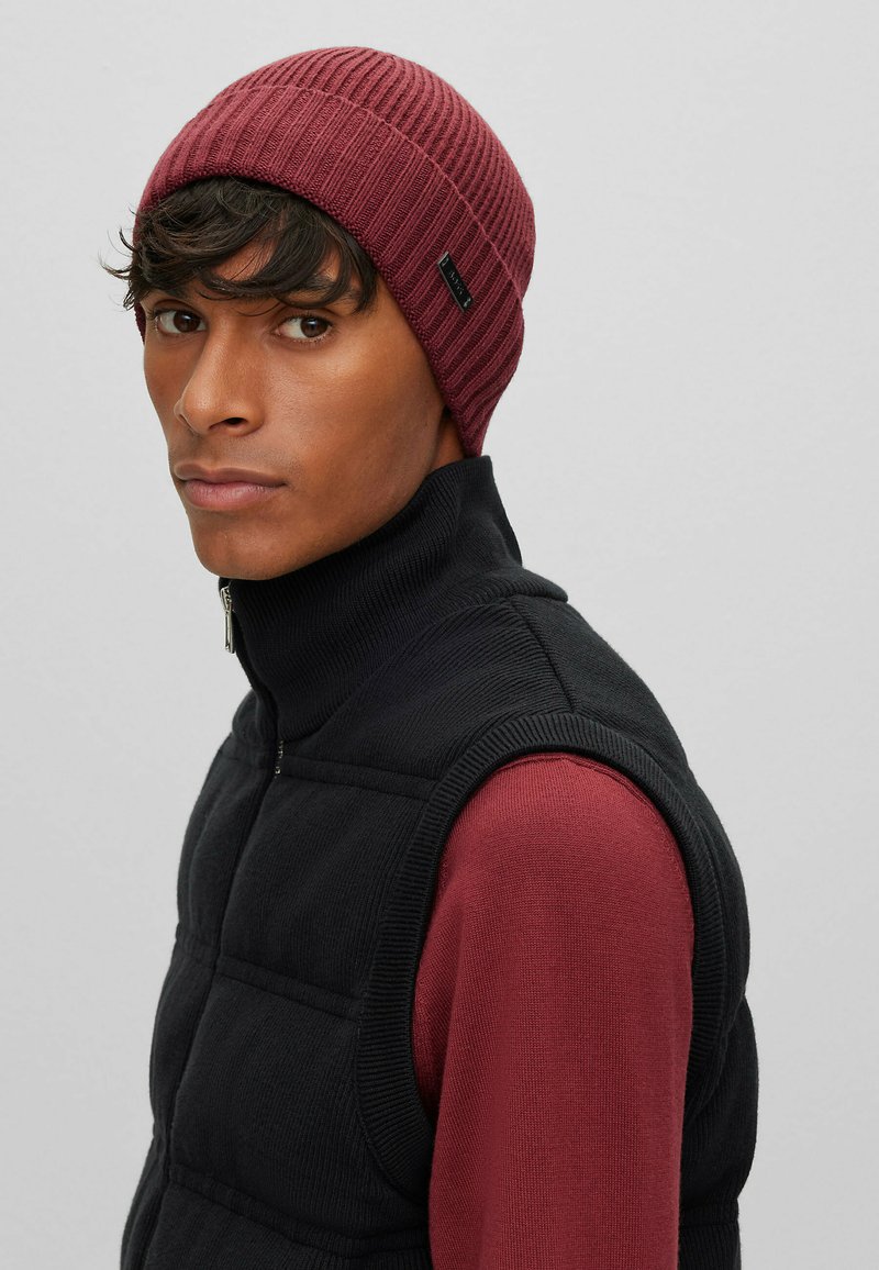 hugo boss fati beanie