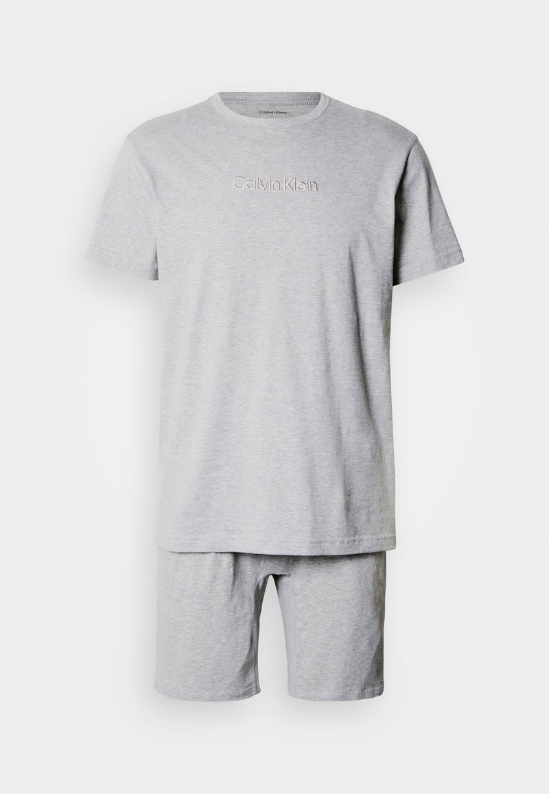 Conjunto de pijama
