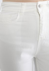 Modanisa Slim fit jeans - off-white