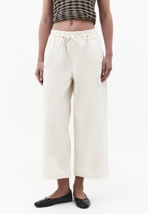 OXXO, OXXO HIGH WAIST ELASTICATED CROPPED CULOTTE PANTS - Pantalones - natural
