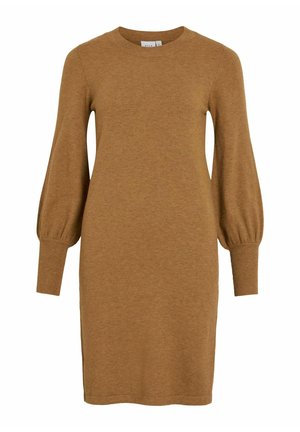 Rjava pletena obleka z dolgimi, napihnjenimi rokavi, rebrastimi manšetami in okroglo ovratnikom. Ima ravno silhueto in dolžino nekoliko nad koleni.