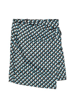 Falda envolvente con un patrón geométrico de triángulos en negro, blanco y turquesa. Fabricada en una tela ligera con una cintura ajustable.