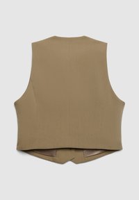 Gilet marrone senza maniche con una texture di tessuto liscia, caratterizzato da un orlo posteriore arrotondato e una forma sagomata, progettato con dettagli minimali.