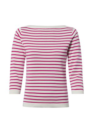 Pull blanc avec des rayures horizontales rose vif et manches trois-quarts, présenté sur un fond uni.