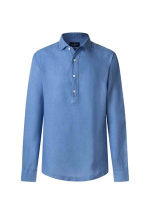 Chemise à manches longues bleu clair en lin avec col, patte de boutonnage à cinq boutons et ourlet droit. Texturé doux et design minimal.