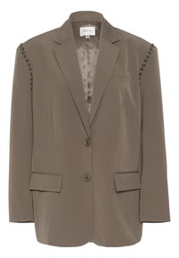 Blazer marron en tissu lisse, avec une fermeture simple boutonnage, deux poches avant et des boutons noirs décoratifs sur les épaules.