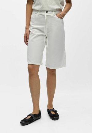 Object SHORTS CULOTTE - Short en jean - cloud dancer