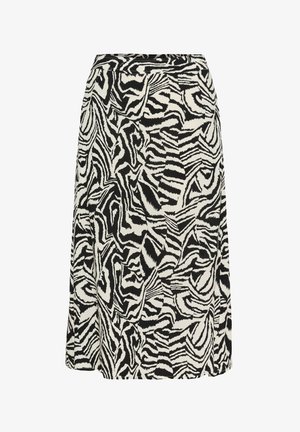 Falda en blanco y negro con un patrón de cebra ondulado, hecha de tela ligera con una superficie ligeramente texturizada y cinturilla elástica.