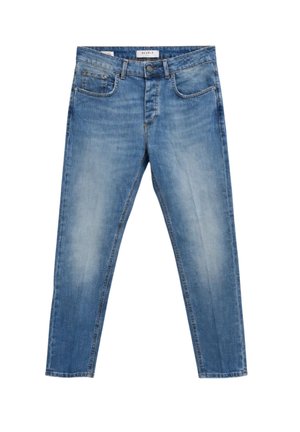 Jeans in denim blu sbiadito con bottone frontale, cerniera, passanti per cintura e design a cinque tasche, stesi su uno sfondo bianco.