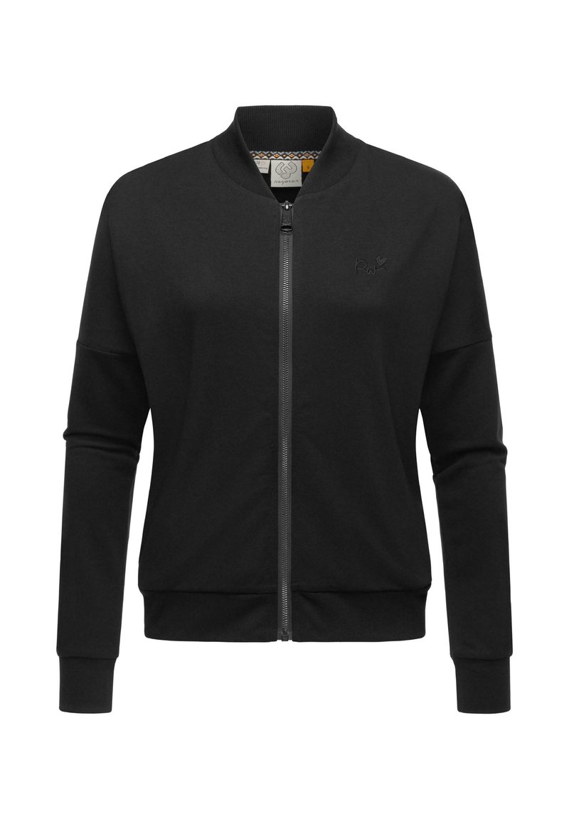 Čierna bomber bunda na zips vyrobená z jemného materiálu, s rebrovanými manžetami a spodným lemom, so subtilným logom na ľavej hrudi.