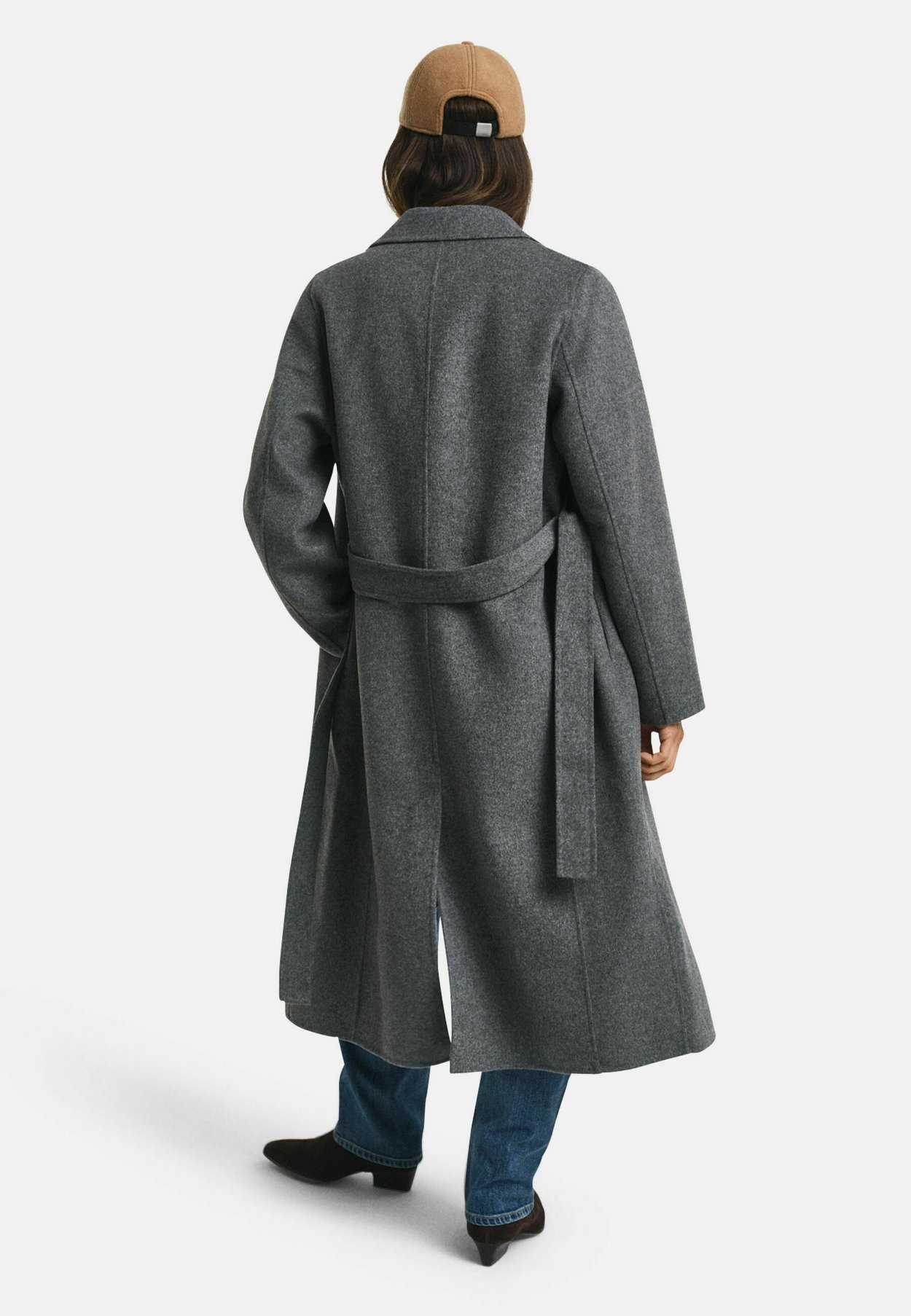 HANDSTITCHED BELTED COAT