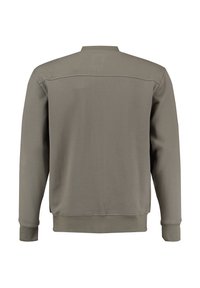 Achteraanzicht van een eenvoudige, grijze sweatshirt met lange mouwen, voorzien van geribbelde manchetten en zoom, afgebeeld tegen een witte achtergrond.