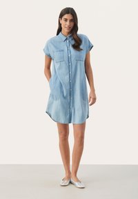 Part Two ELLENAPW DR - Haljina od trapera - light blue denim