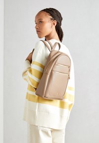 Anna Field Sac à dos - taupe