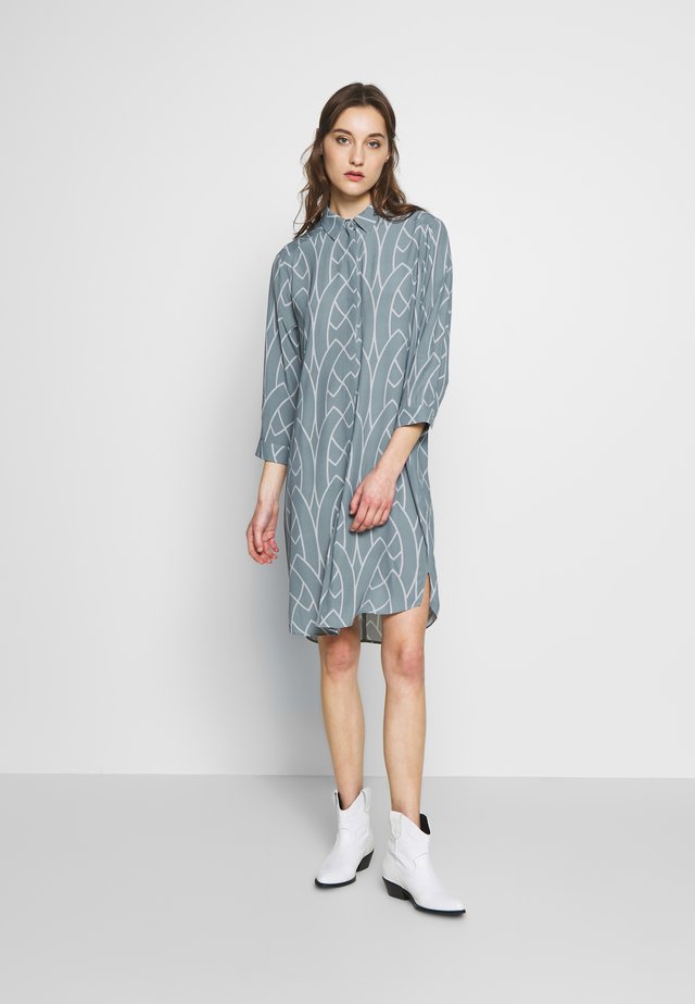 AALBERT - Korte jurk - nebel