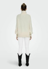 ONLY Stickad tröja - off-white