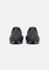 ASICS NOVABLAST 4 - Cestná bežecká obuv - black/graphite grey