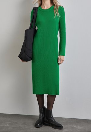 Strickkleid - green