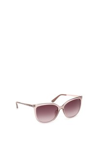 Gafas de sol con lentes tintados en degradado, montura de plástico color rosa claro, forma de ojo de gato y acentos metálicos en las patillas.