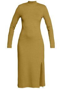 Rippstoff-mustardfarbenes Midikleid mit langen Ärmeln, hohen Ausschnitt und einem seitlichen Schlitz für Bewegungsfreiheit. Glatte Textur im gesamten Kleid.