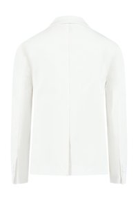 Weißer Blazer mit Reverskragen, langen Ärmeln und einem Schlitzausschnitt hinten in der Mitte. Verfügt über Knopfakzente an den Ärmeln und einen glatten, taillierten Stoff.
