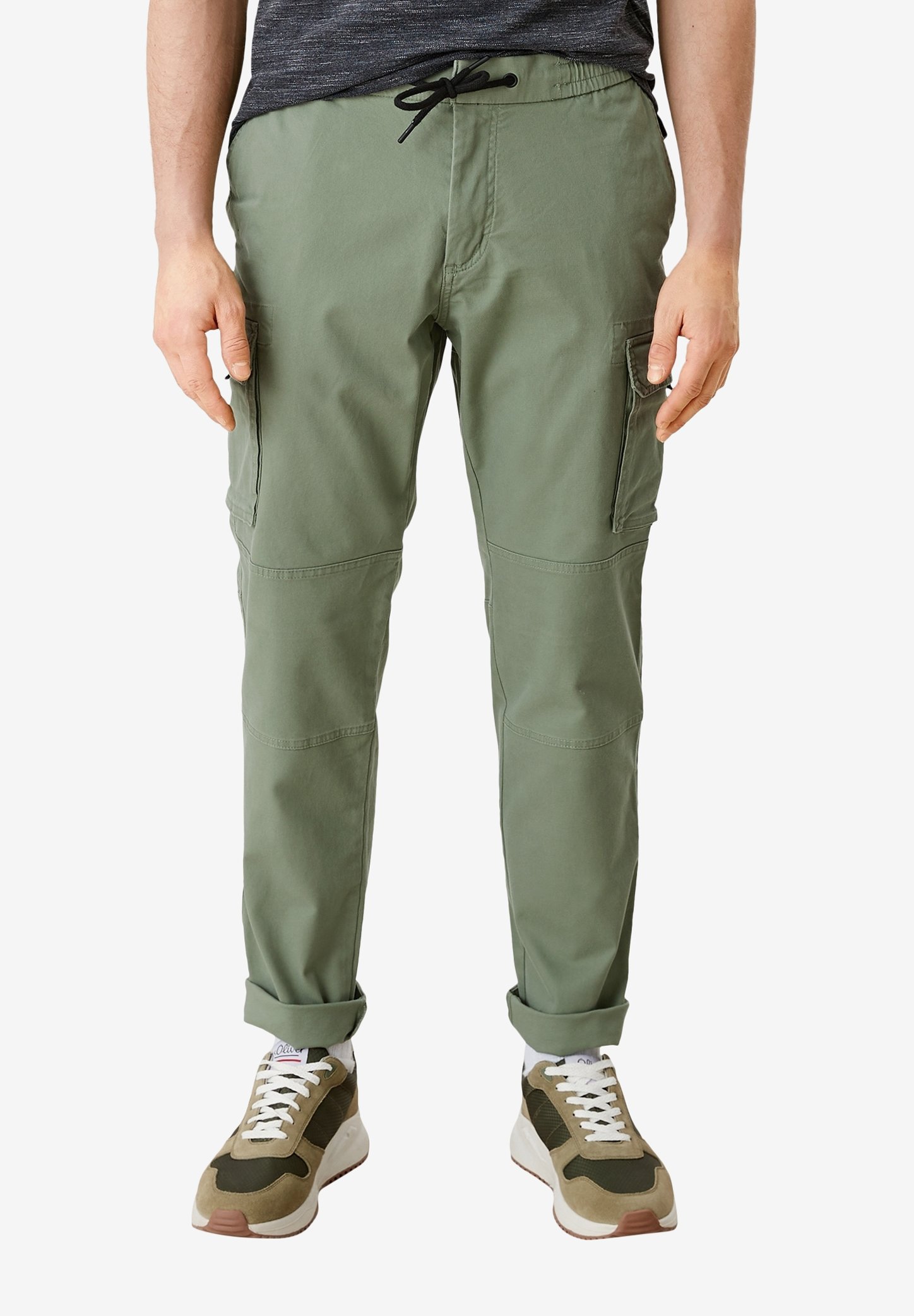s.Oliver RELAXED - Pantaloni cargo - army green/verde scuro - Zalando.it